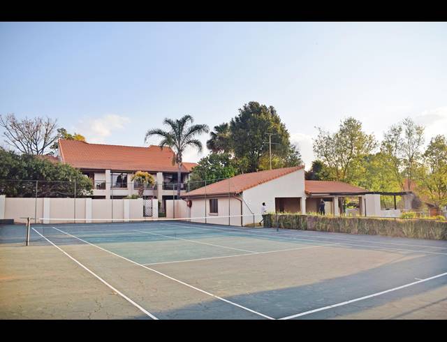 2 BEDROOM TOWNHOUSE FOR SALE IN ORIEL